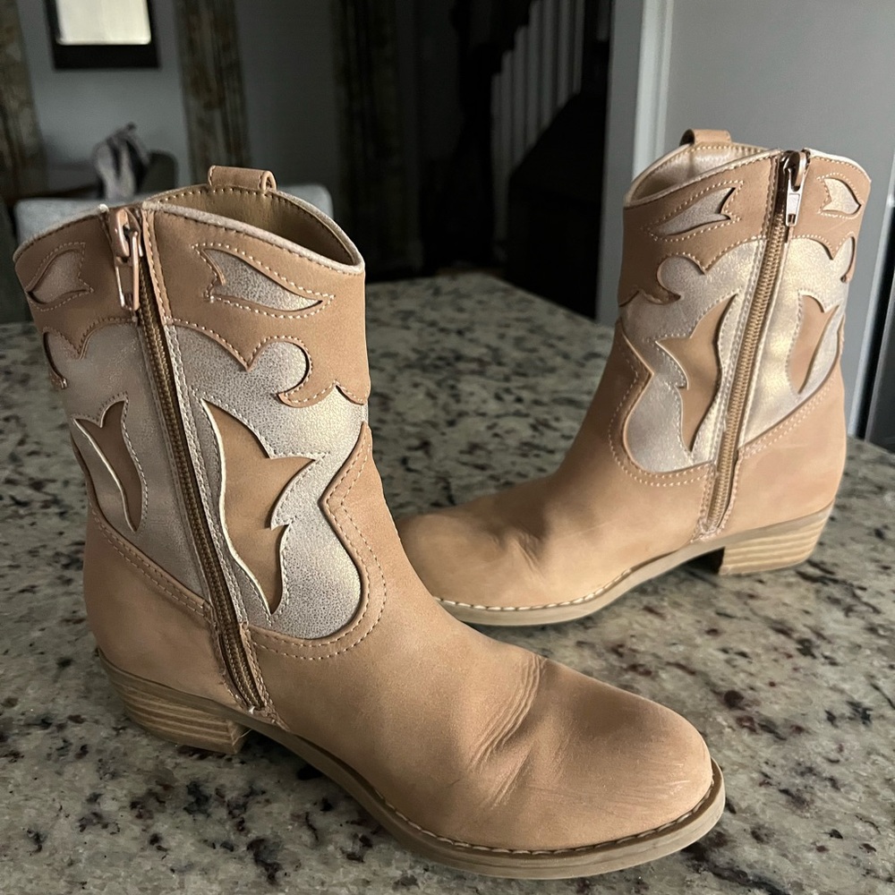 Girls Western Boots size 2